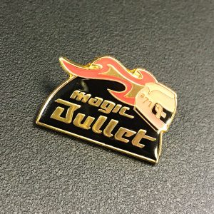 Gold enamel pin badge, helmet badge, pingame