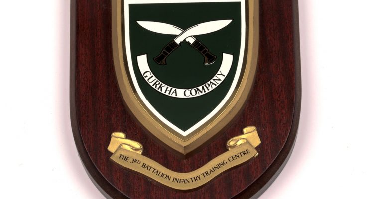 custom plaques, personalised plaques, award plaques, engraved plaques, wooden plaques