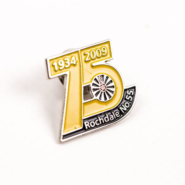 custom pin badges, personalised pin badges