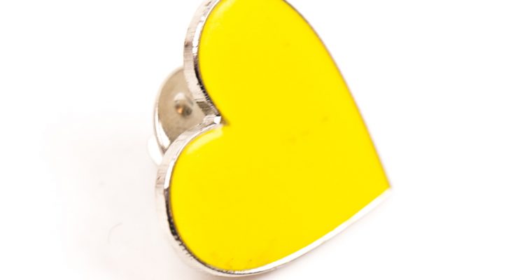 custom pin badges, personalised pin badges