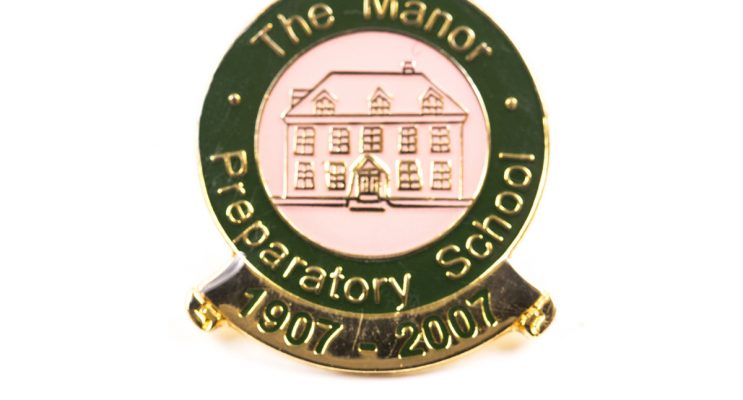custom school badges, personalised school badges, bespoke school badges,