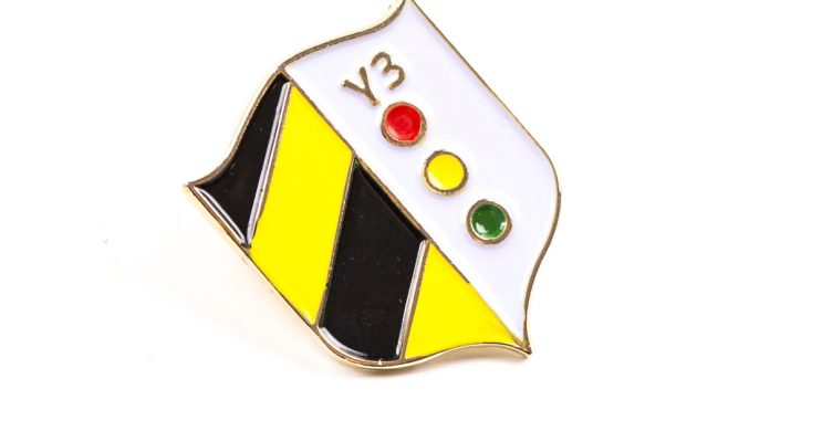 custom school badges, personalised school badges, bespoke school badges,