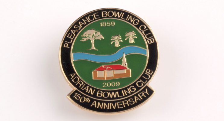 custom badges, personalised badges, club badges