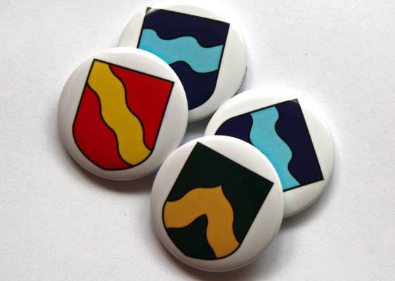custom badges, personalised badges, school house button badges